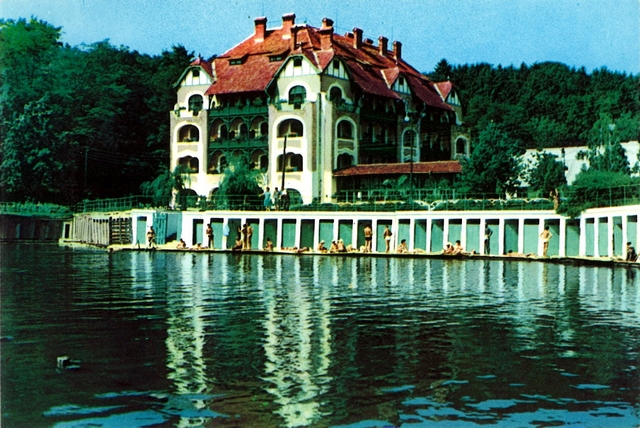 1253 - Ocna Sibiului. Pavilionul central al bailor